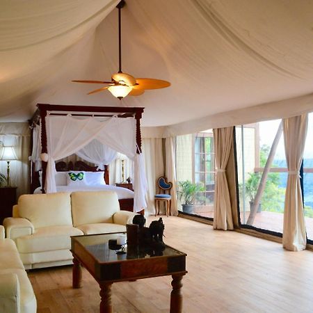 Clouds Serenity Hotel Beechmont Екстериор снимка